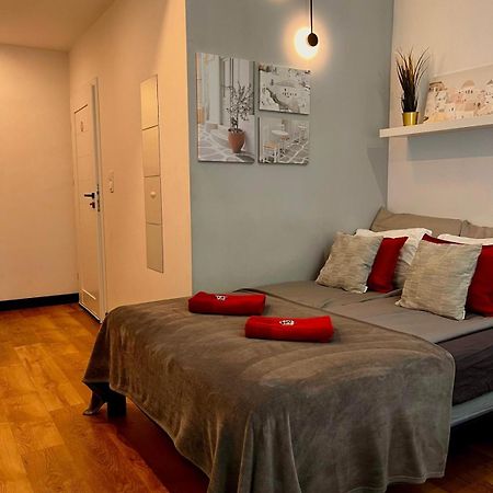 Special 1 Bed Room Condo Warszawa Center 외부 사진