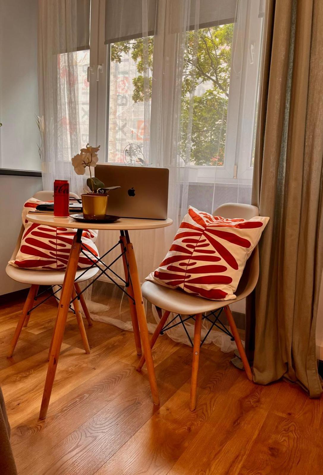 Special 1 Bed Room Condo Warszawa Center 외부 사진
